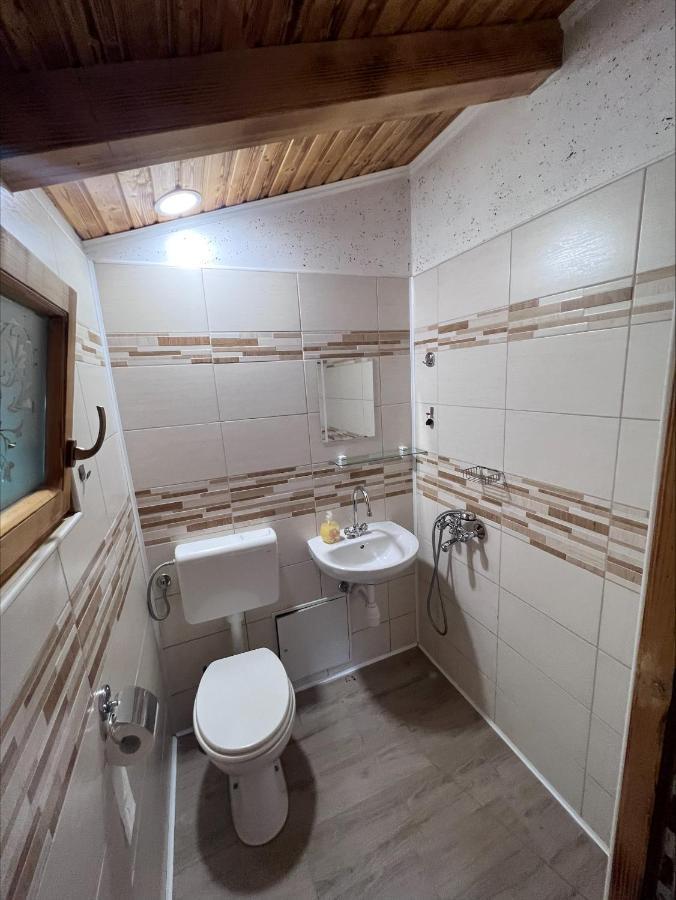 Domacija Paternoster Hotel Litija Ngoại thất bức ảnh