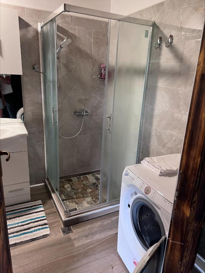 Domacija Paternoster Hotel Litija Ngoại thất bức ảnh